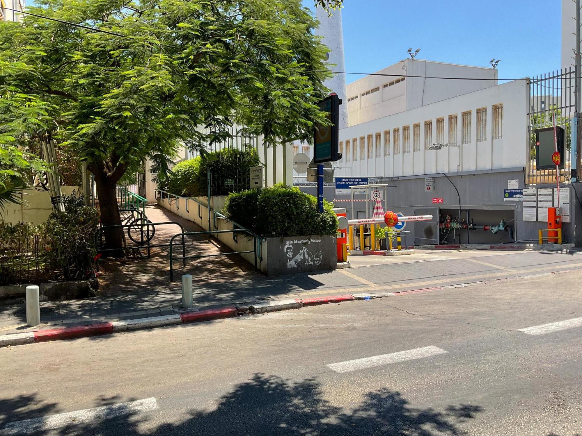 Meir Dizengoff Residence With Shelter Тел Авив Екстериор снимка