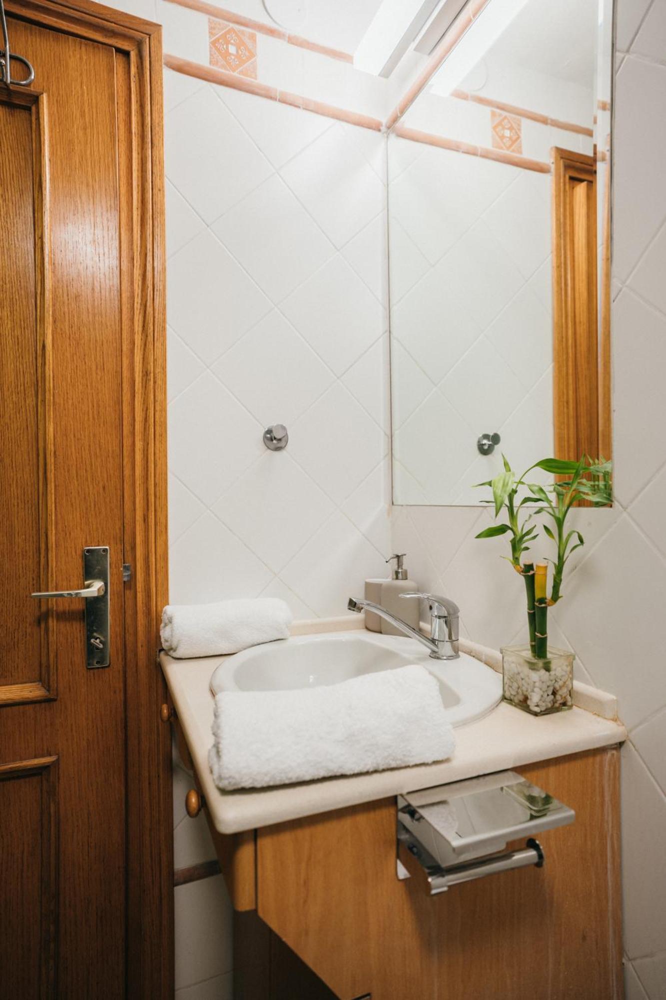 Meir Dizengoff Residence With Shelter Тел Авив Стая снимка